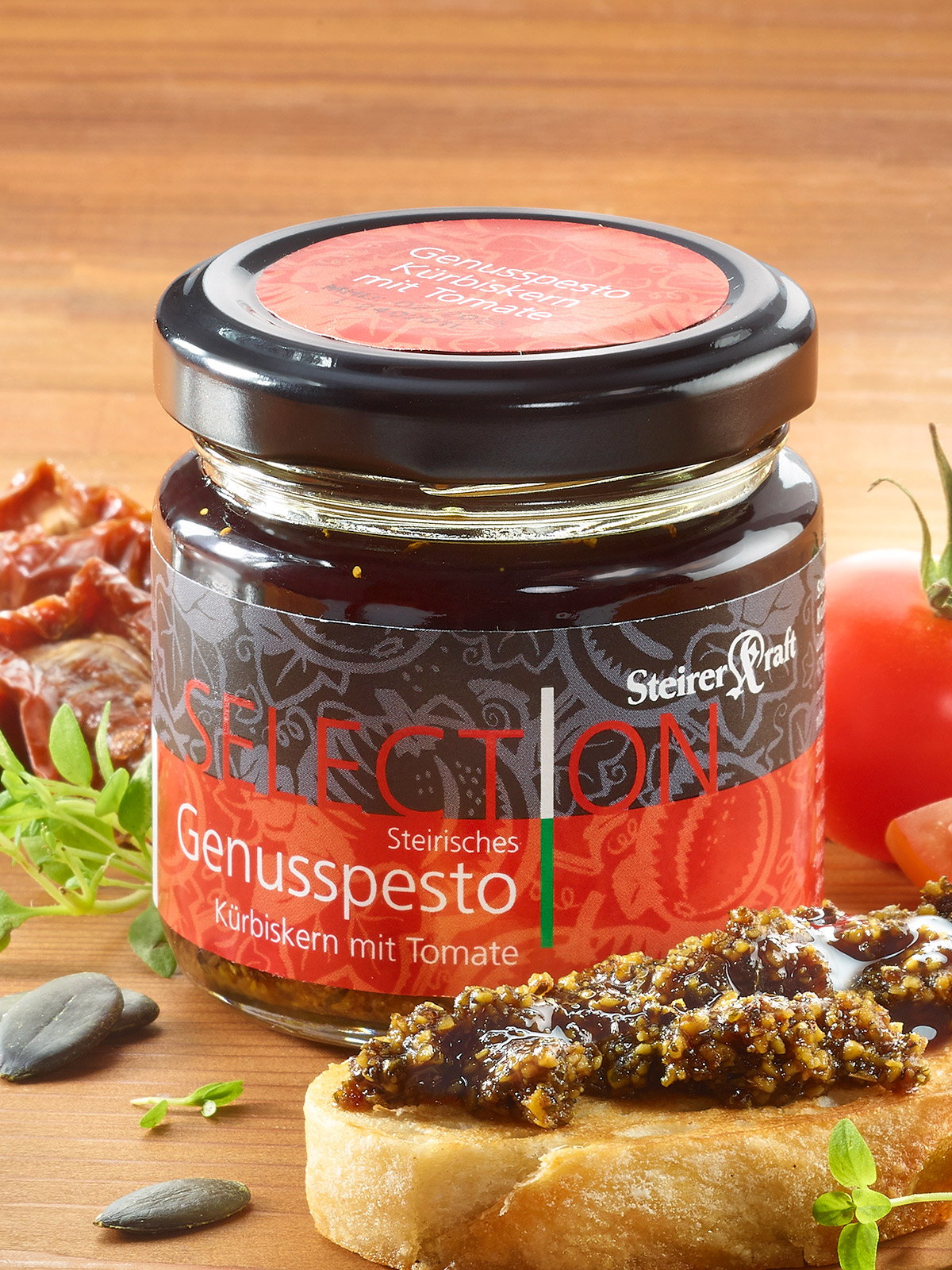 Kürbiskern-Pesto mit Tomate